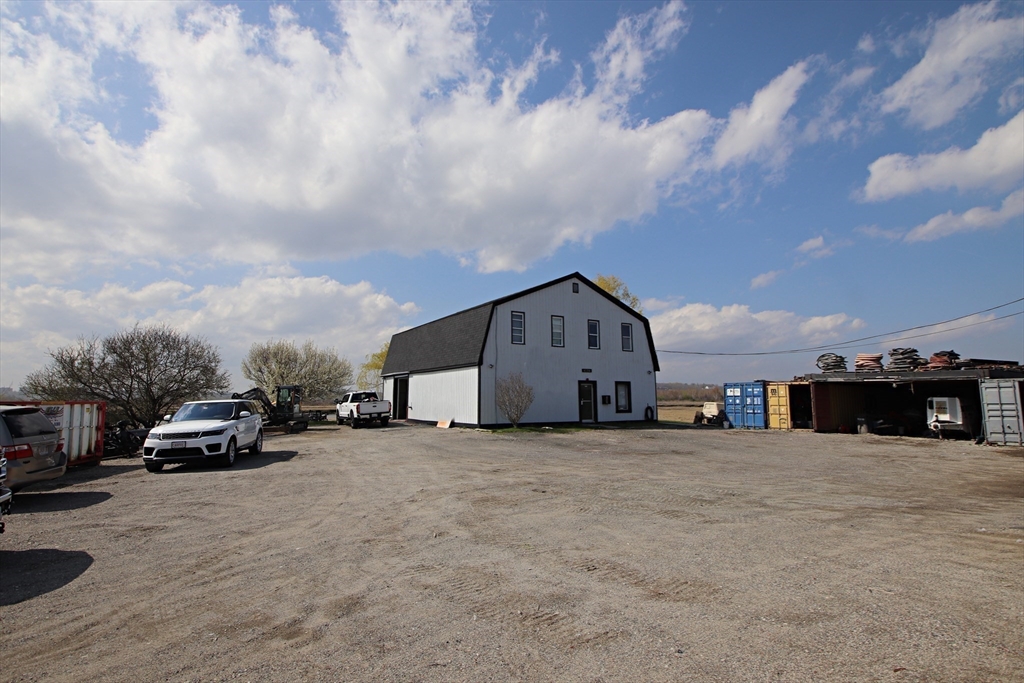 Revere, Massachusetts 02151, United States, ,2 BathroomsBathrooms,Commercial,Active,115839