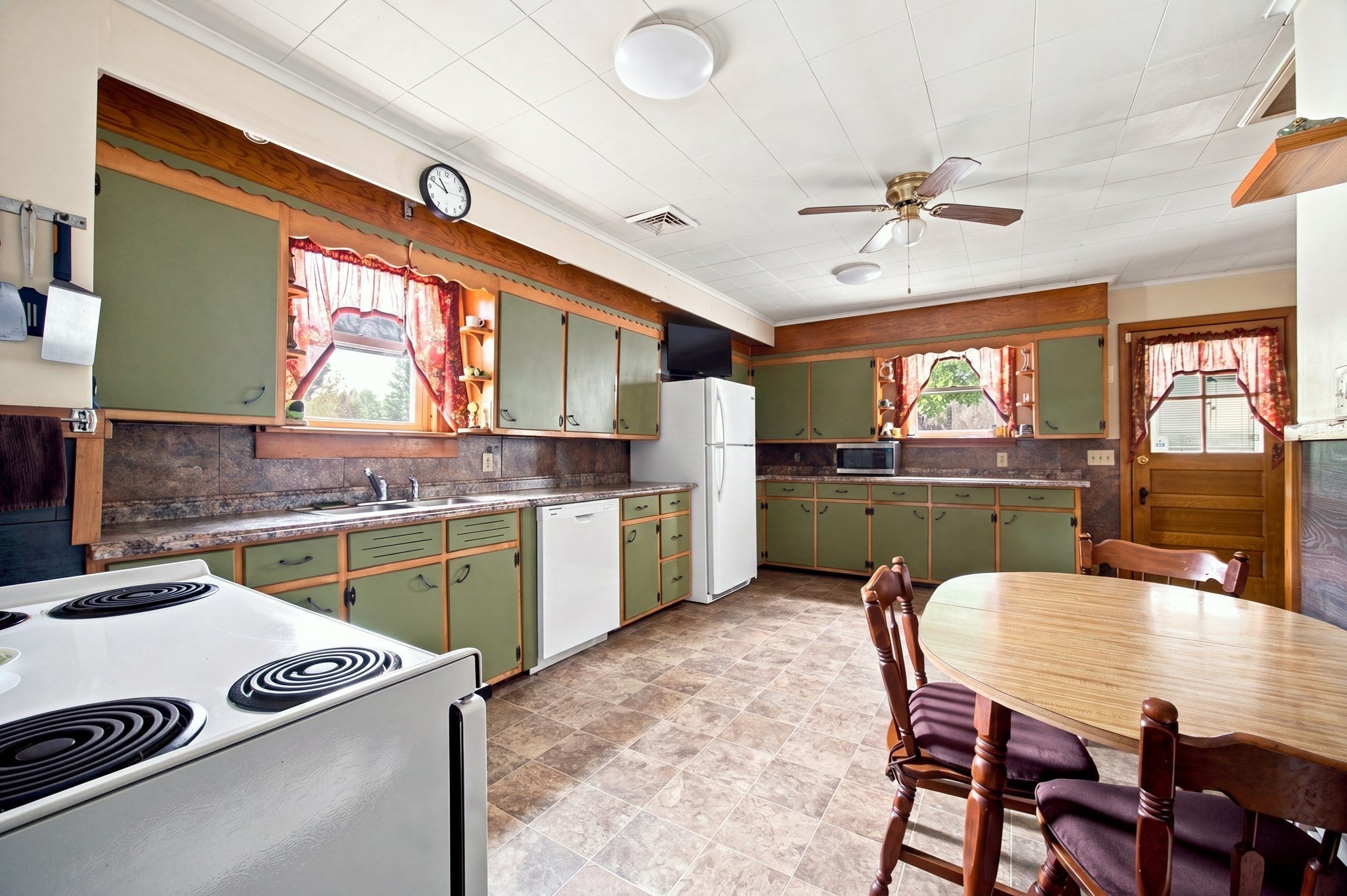 55 Park Ave, Ware, MA, 55 Park Ave, Ware, MA Photo #13