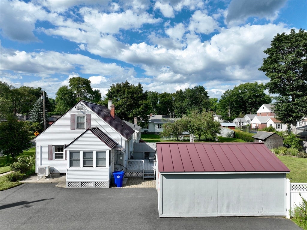 81 Vernon St, Greenfield, MA, 81 Vernon St, Greenfield, MA Photo #3