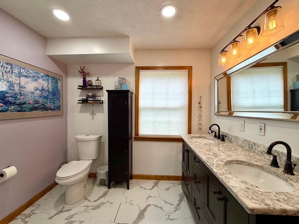 81 Vernon St, Greenfield, MA, 81 Vernon St, Greenfield, MA Photo #15