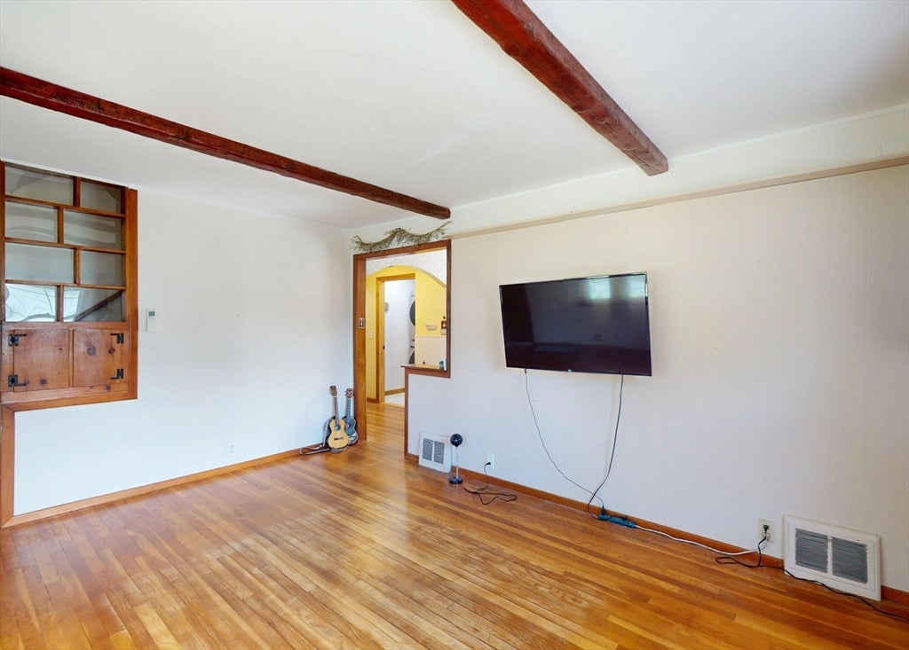 81 Vernon St, Greenfield, MA, 81 Vernon St, Greenfield, MA Photo #13
