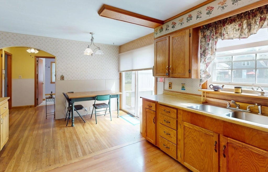 81 Vernon St, Greenfield, MA, 81 Vernon St, Greenfield, MA Photo #6