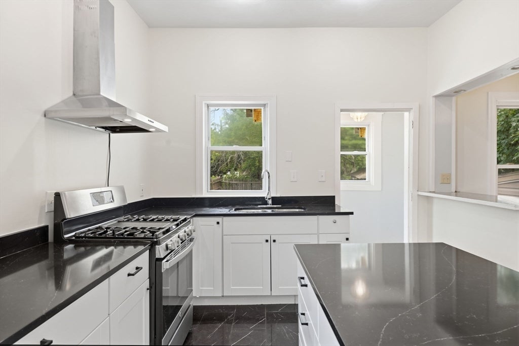 222 Hamilton St, Saugus, MA, 222 Hamilton St, Saugus, MA Photo #3