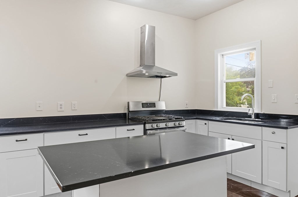 222 Hamilton St, Saugus, MA, 222 Hamilton St, Saugus, MA Photo #6