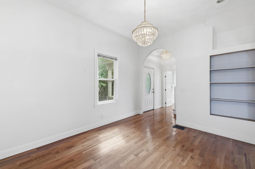 222 Hamilton St, Saugus, MA, 222 Hamilton St, Saugus, MA Photo #9