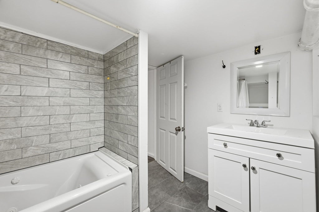 222 Hamilton St, Saugus, MA, 222 Hamilton St, Saugus, MA Photo #34