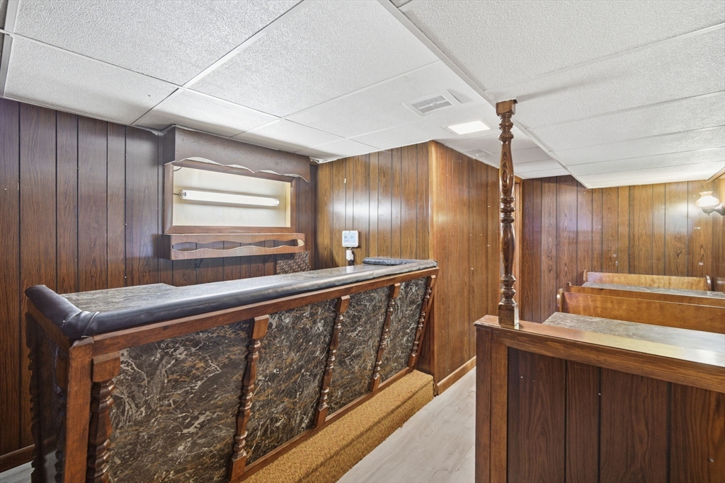 Chicopee, Massachusetts 01020, United States, 3 Bedrooms Bedrooms, ,2 BathroomsBathrooms,Residential,Active,242972