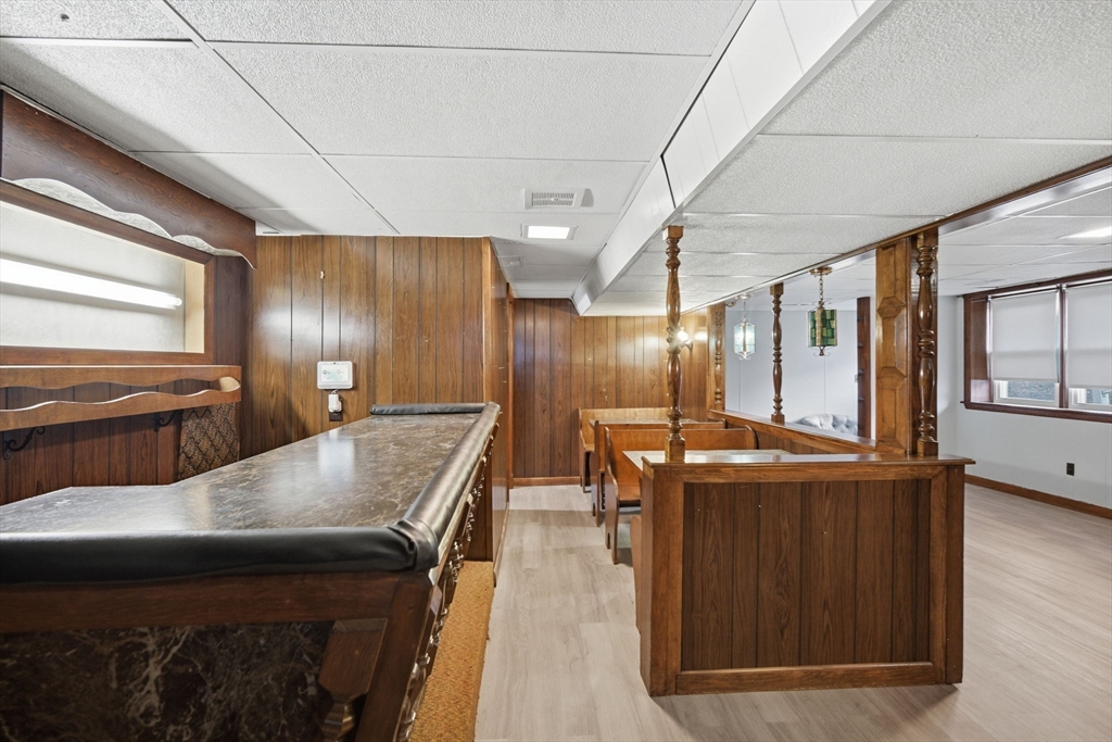 Chicopee, Massachusetts 01020, United States, 3 Bedrooms Bedrooms, ,2 BathroomsBathrooms,Residential,Active,242972