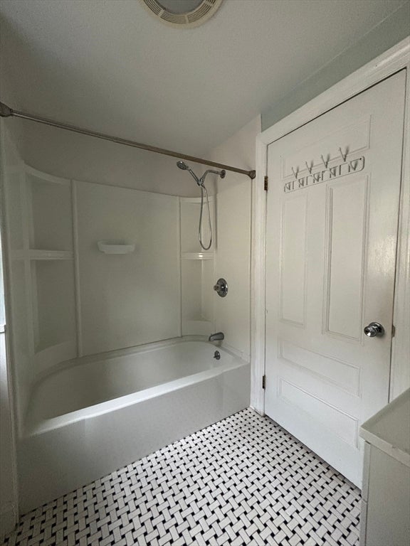 137 Appleton St, Springfield, MA, 137 Appleton St, Springfield, MA Photo #22