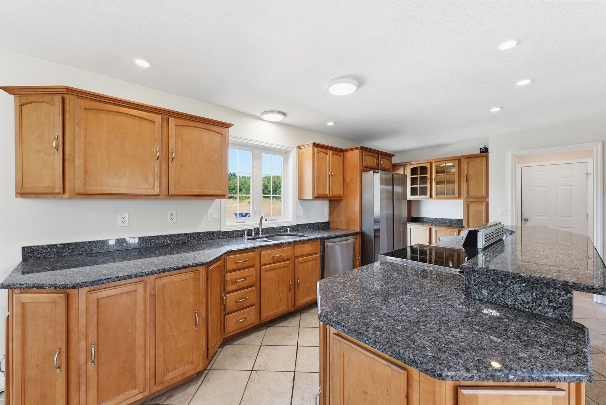 39 Gibbs Rd, Blandford, MA Photo #8