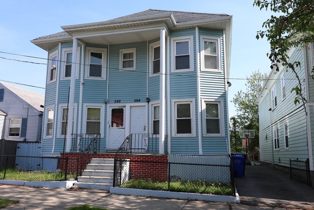 392-394 Shaw St