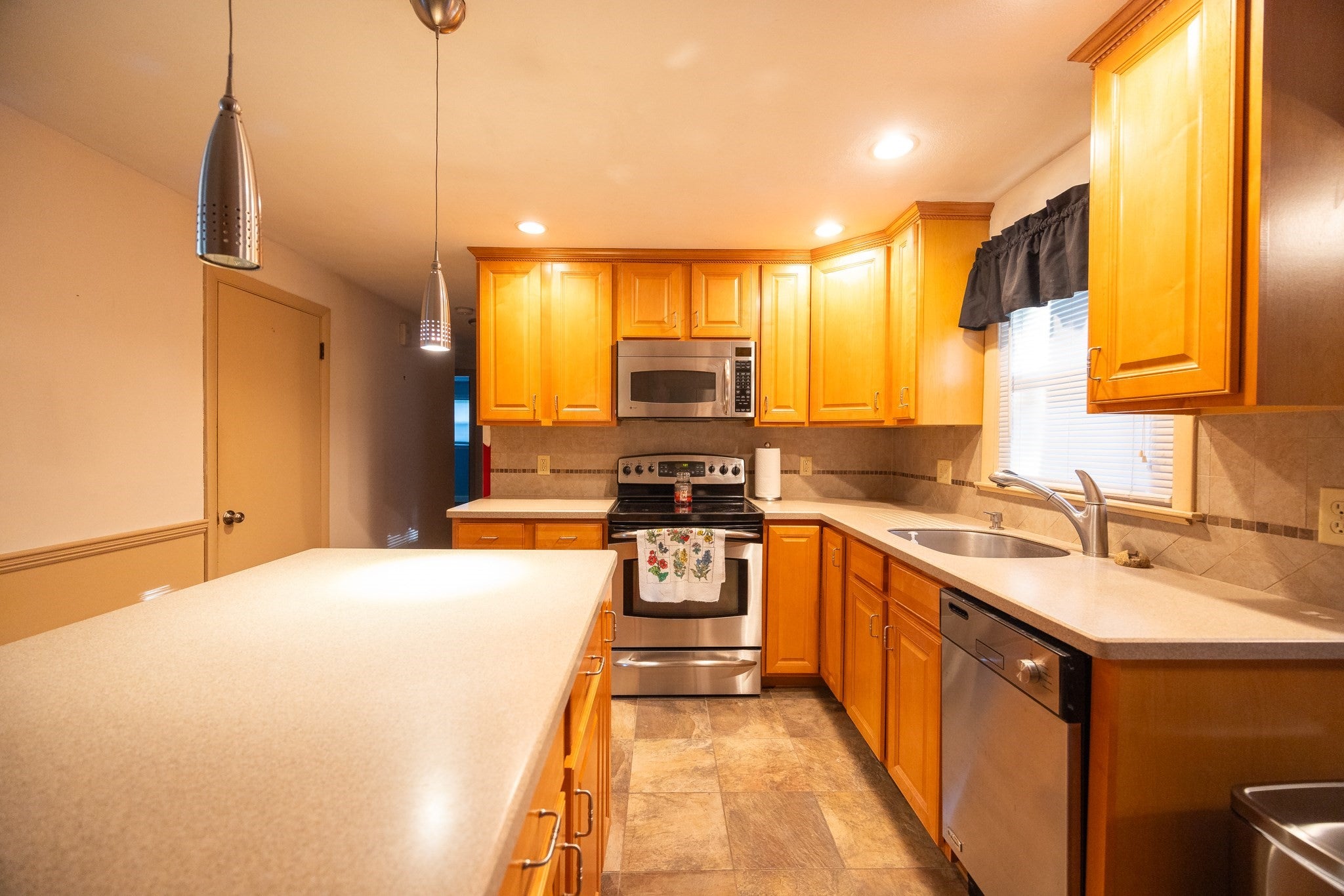 2 Homestead Rd, Middleboro, MA, 2 Homestead Rd, Middleboro, MA Photo #9