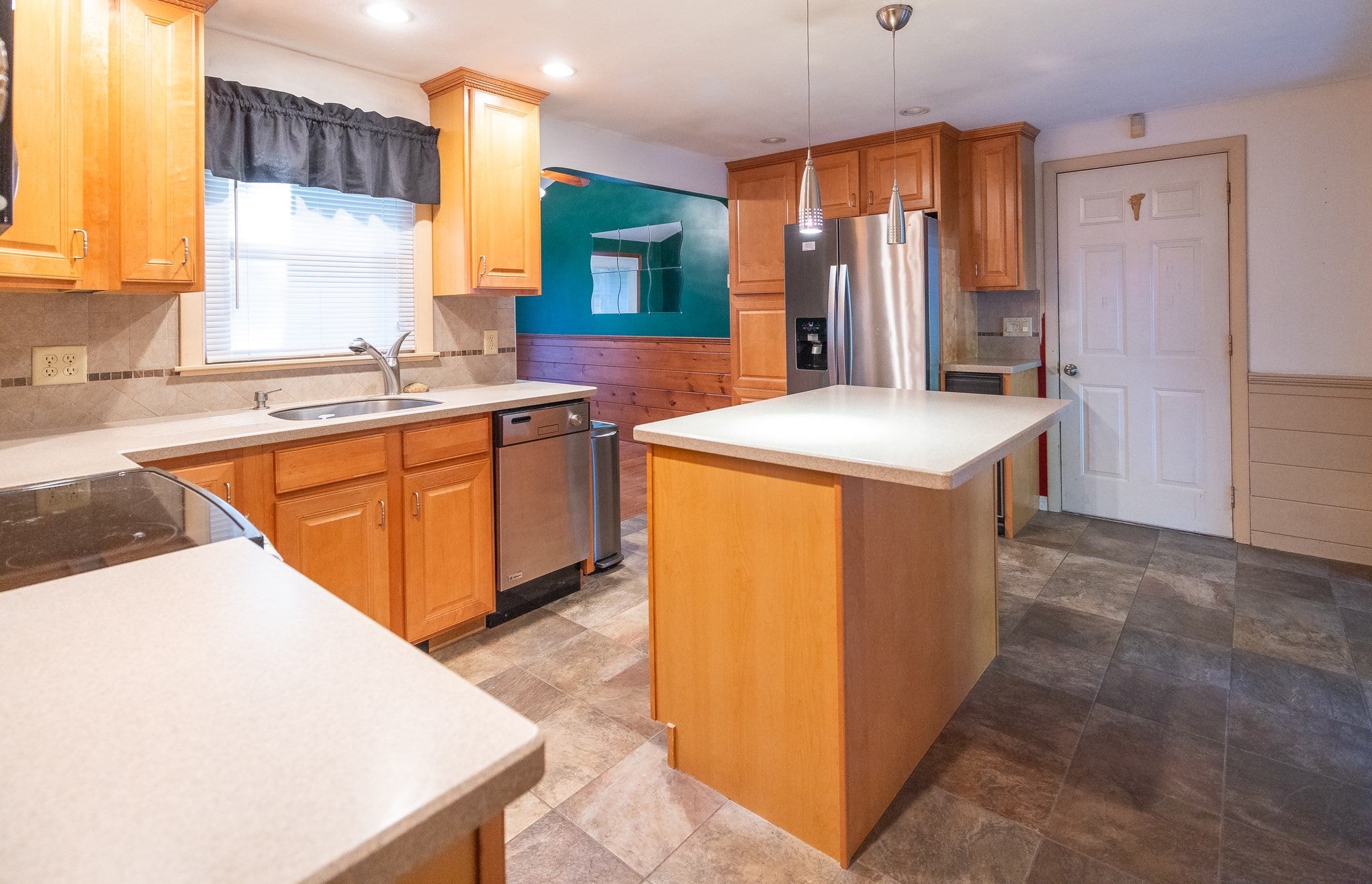 2 Homestead Rd, Middleboro, MA, 2 Homestead Rd, Middleboro, MA Photo #10