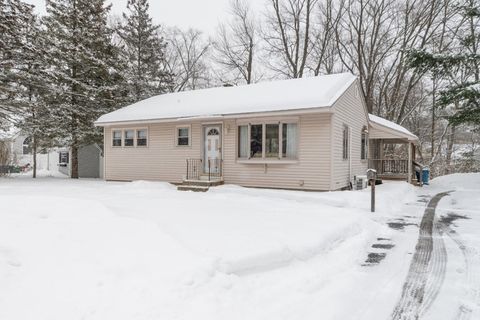 5 Porter Ave Burlington MA 01803