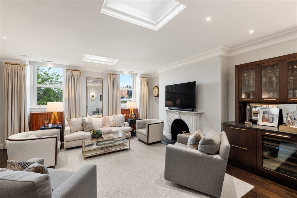 30 Marlborough St PH