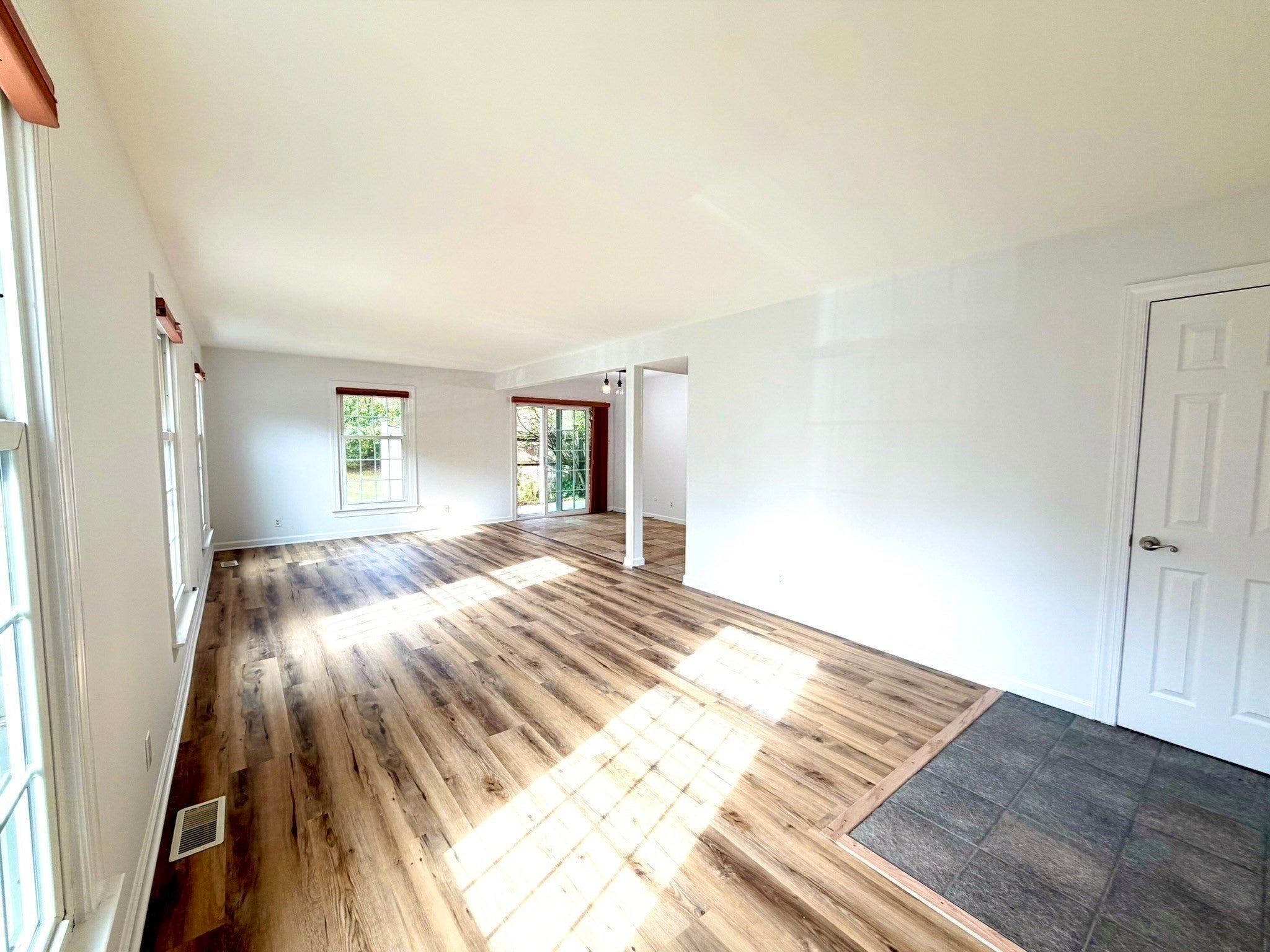 38 Yorktown Drive #A, Springfield, MA, 38 Yorktown Drive #A, Springfield, MA Photo #4