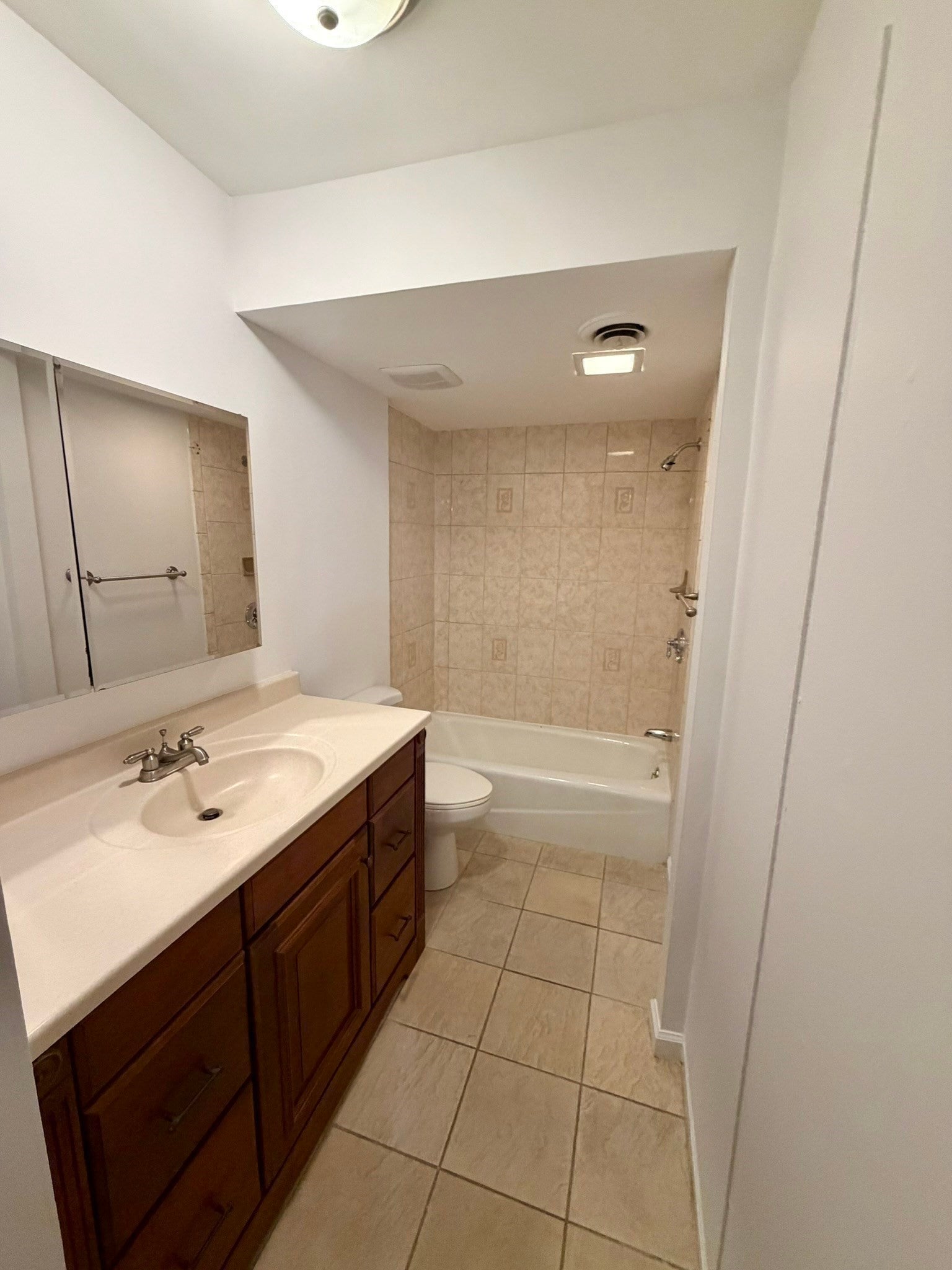 38 Yorktown Drive #A, Springfield, MA, 38 Yorktown Drive #A, Springfield, MA Photo #12