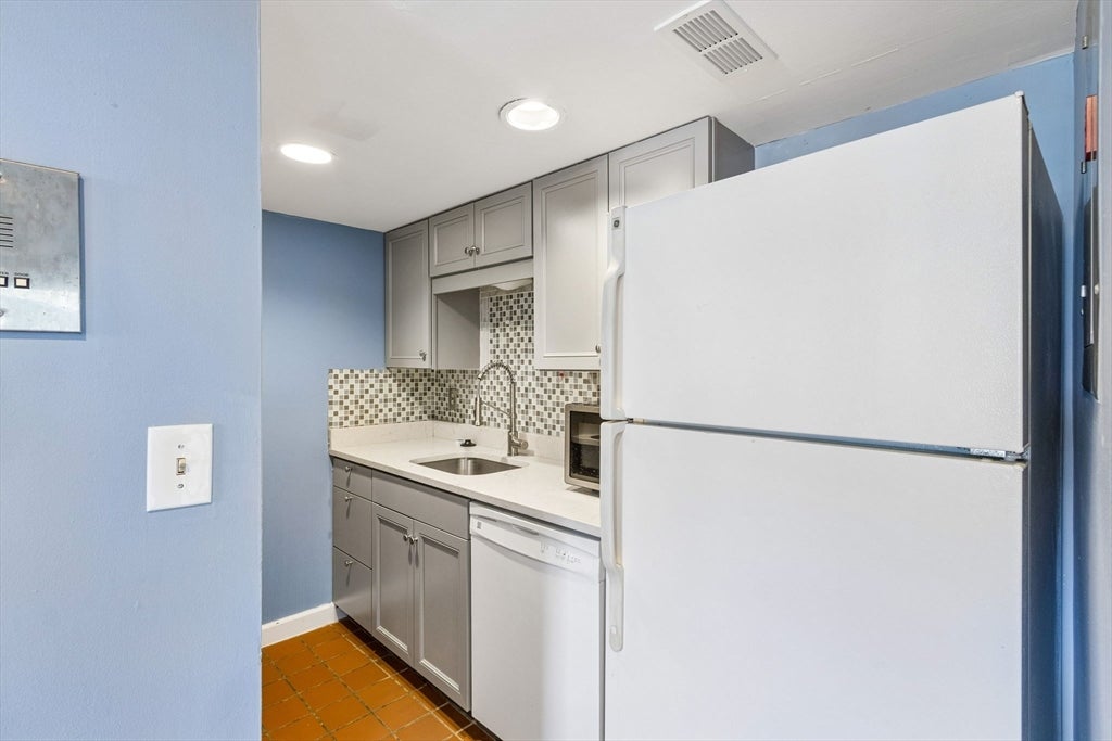 33 Brainerd Rd #109, Boston, MA, 33 Brainerd Rd #109, Boston, MA Photo #20