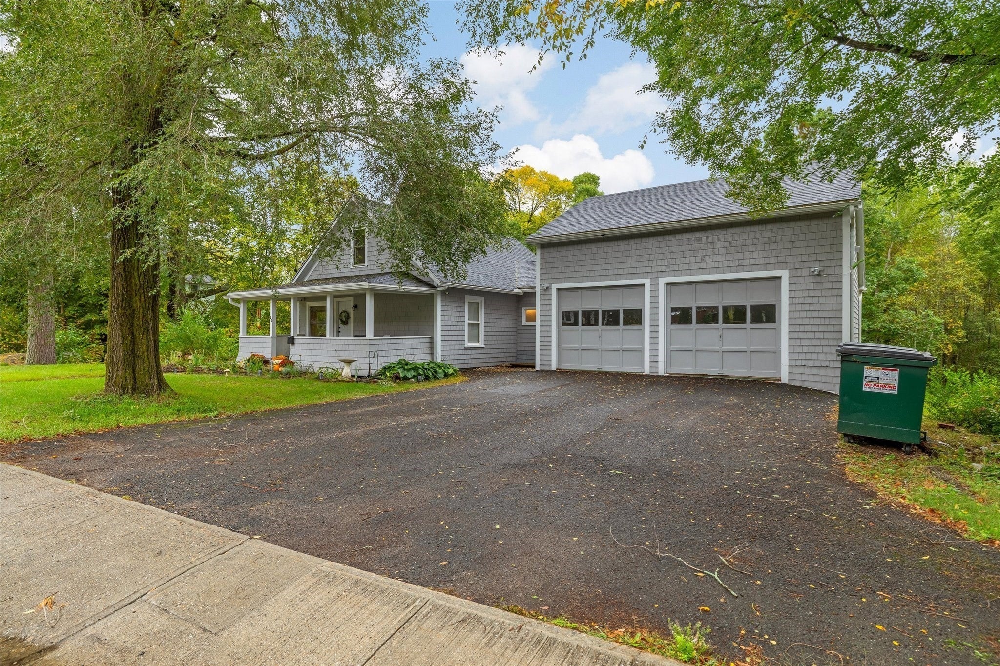 75 Pequoig Ave