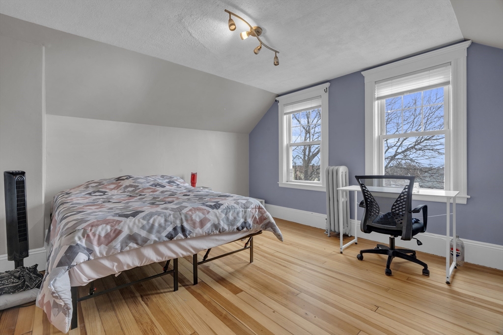 64 Commonwealth Rd, Watertown, MA Photo #22