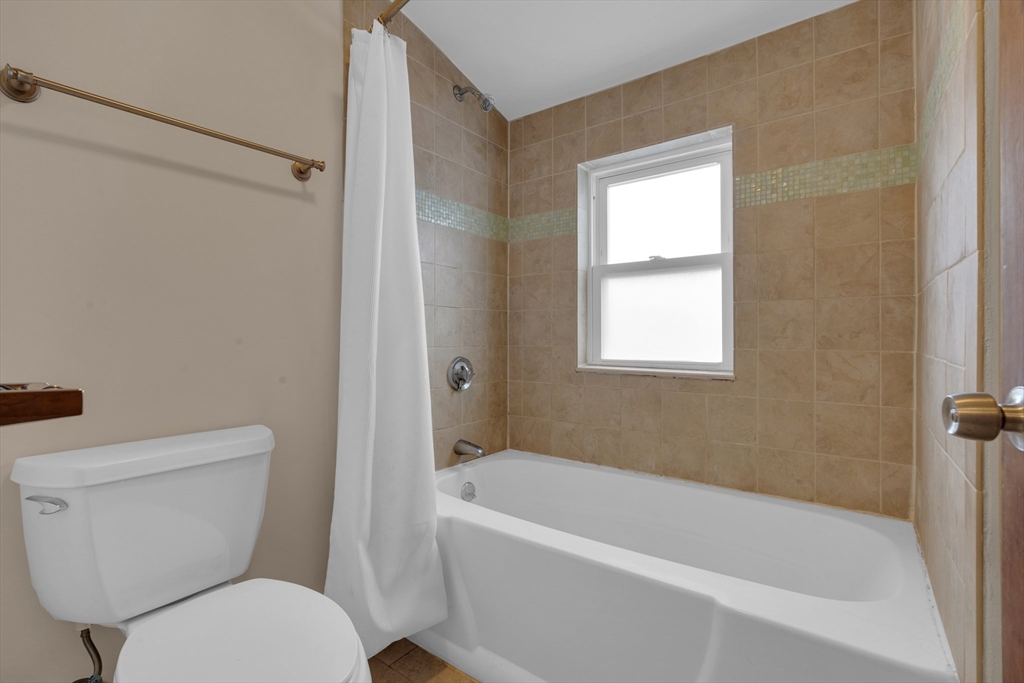 64 Commonwealth Rd, Watertown, MA Photo #21