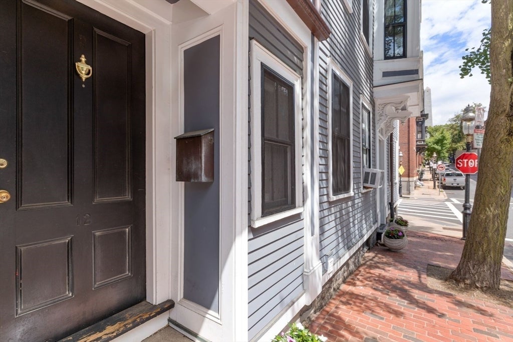12 Monument Avenue #1, Boston, MA Photo #10