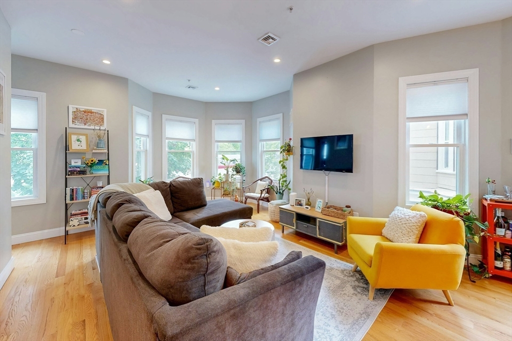 27 Thornley St 2