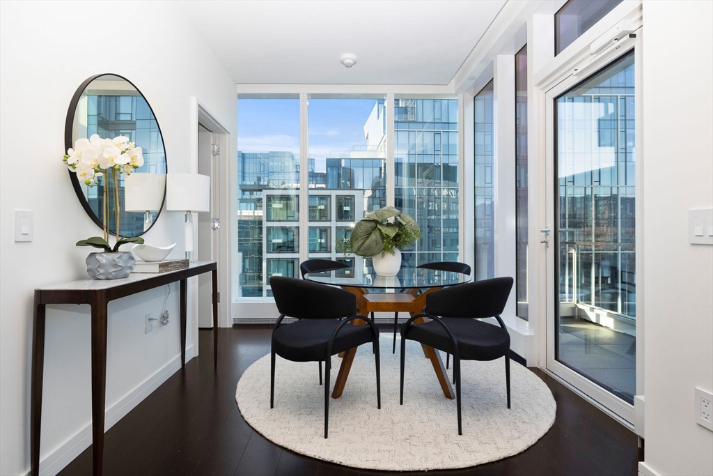 150 Seaport Blvd 12B