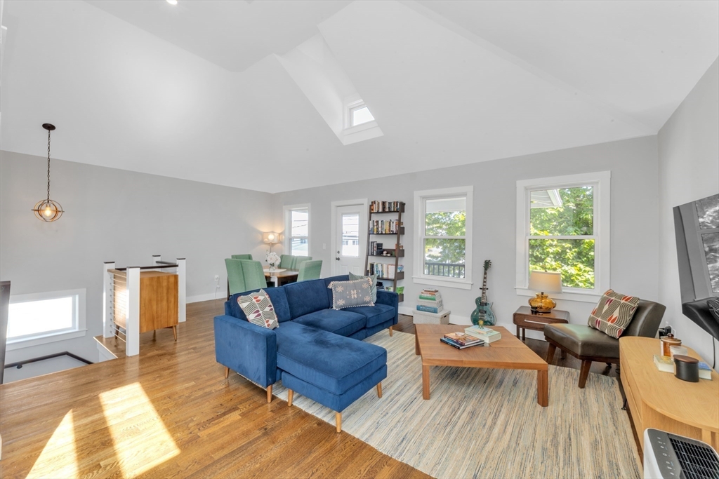 72 Rawson Rd 2