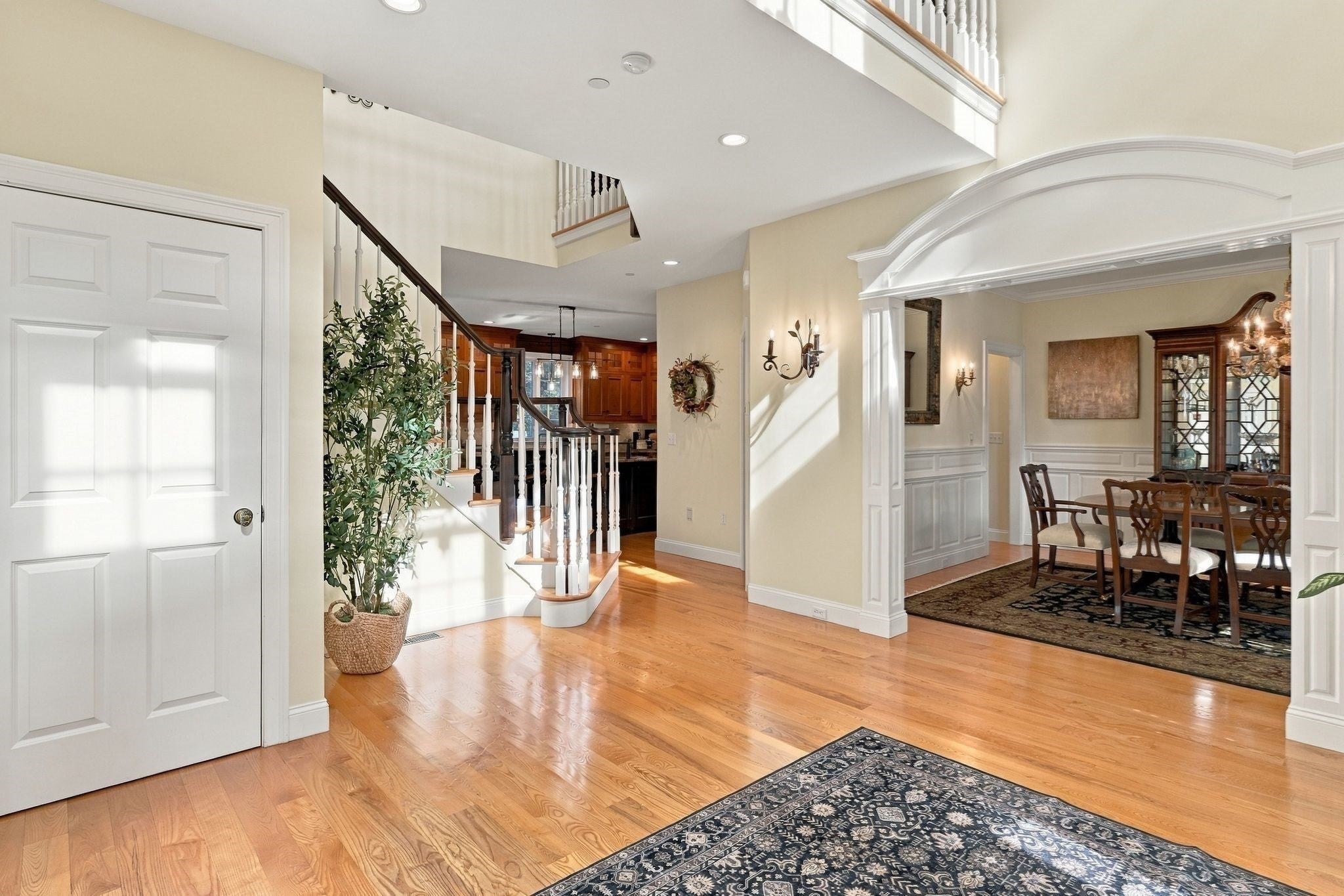 16 Falcon Heights