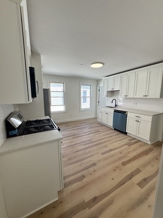 605 Millbury St, Worcester, MA Photo #3