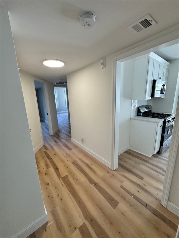 605 Millbury St, Worcester, MA Photo #18