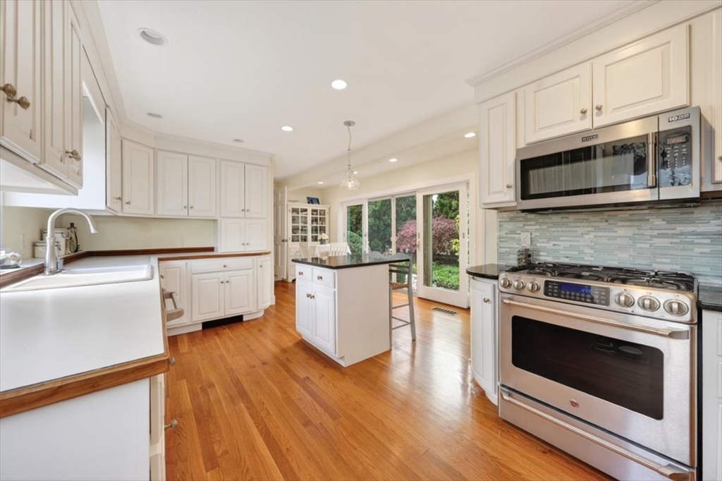 18 Cottage Street, Hingham, MA, 18 Cottage Street, Hingham, MA Photo #17