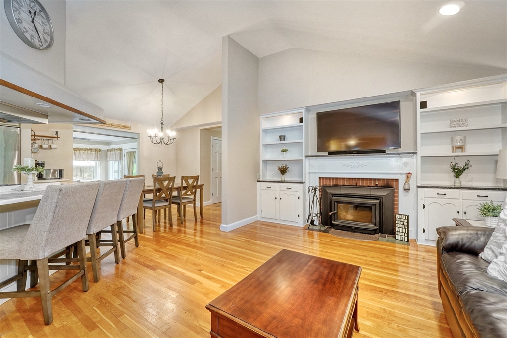 13 Tamarack Road