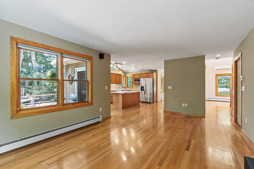 277 Willard St