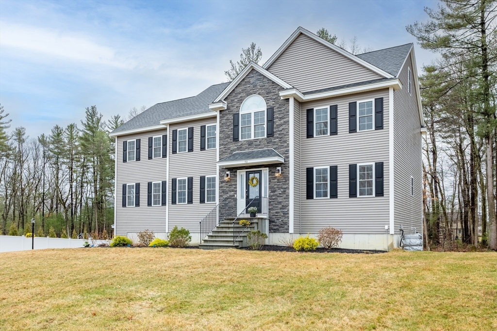 53 Fieldstone Lane