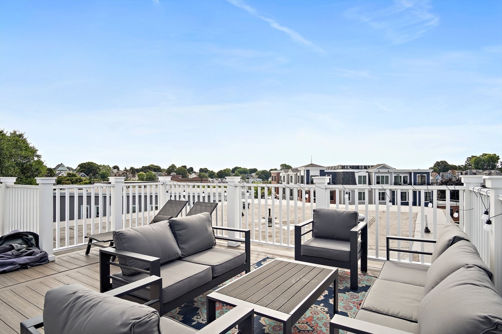 35 Somerset Ave #6