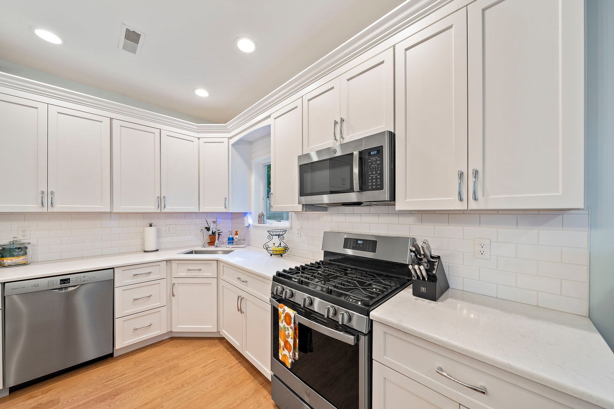 7 Ouimet Ln, Foxboro, MA, 7 Ouimet Ln, Foxboro, MA Photo #15