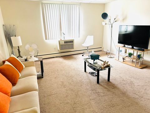 215 Chelmsford St 18 Chelmsford MA 01824