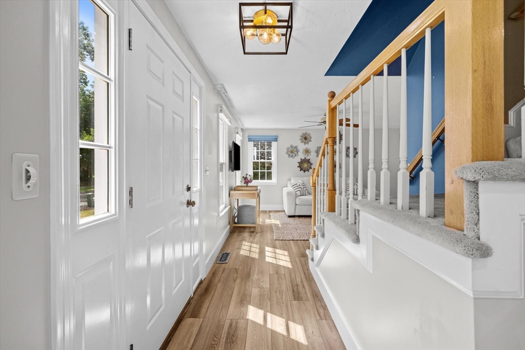 22 Morningside Dr, Rockland, MA Photo #2