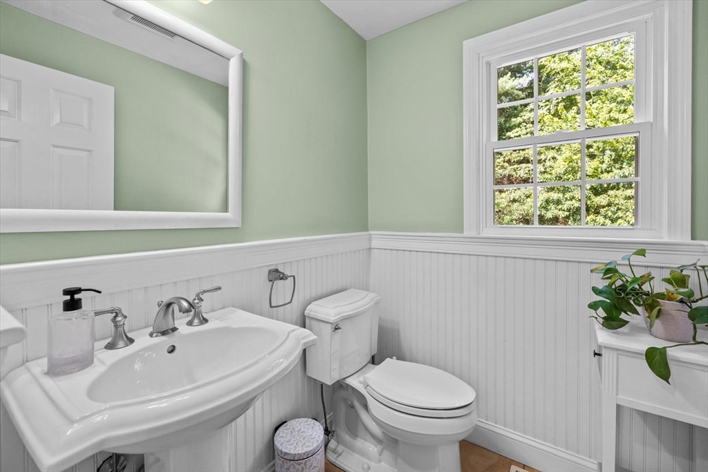 22 Morningside Dr, Rockland, MA Photo #13