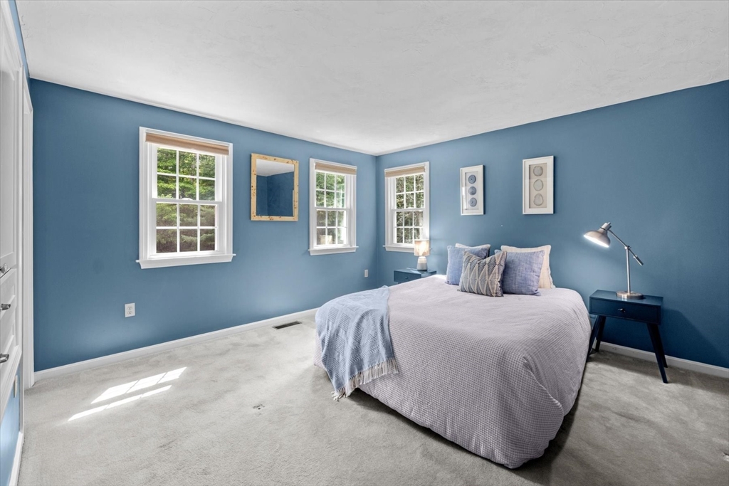 22 Morningside Dr, Rockland, MA Photo #14
