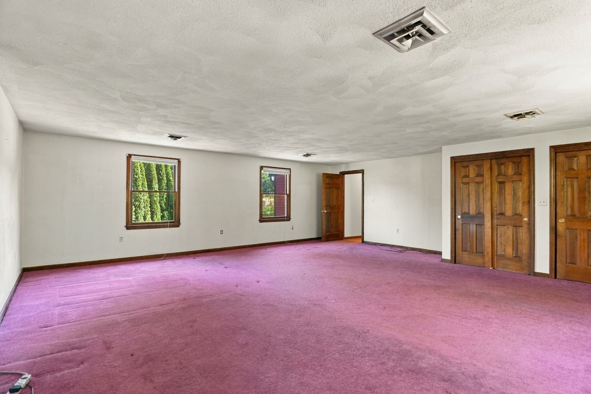 2 Clifford Road, Burlington, MA Photo #24