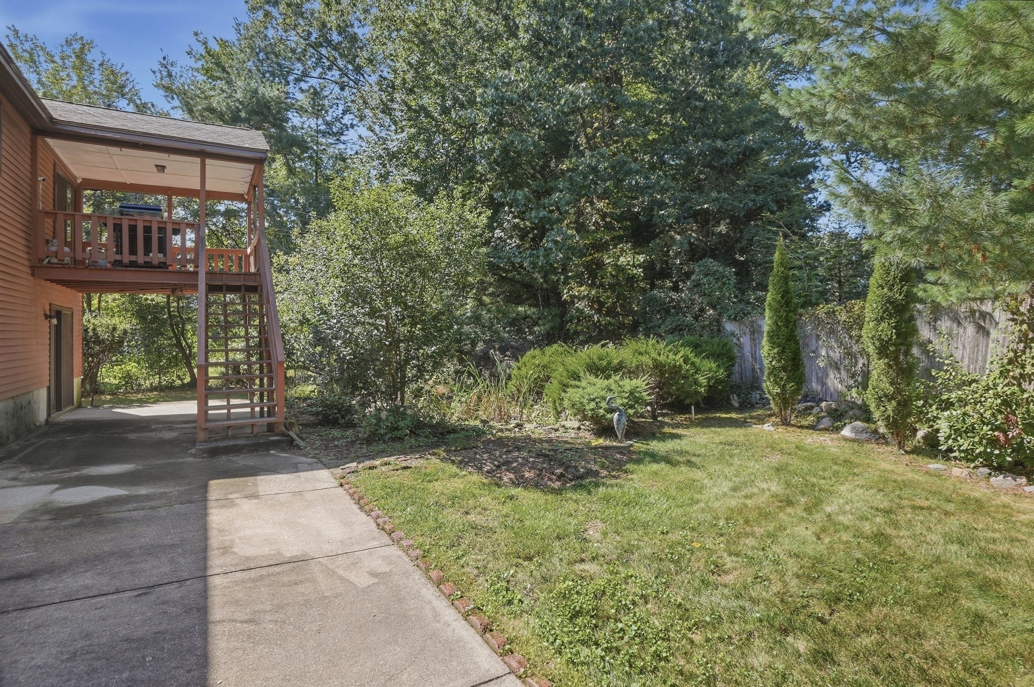 2 Clifford Road, Burlington, MA Photo #39