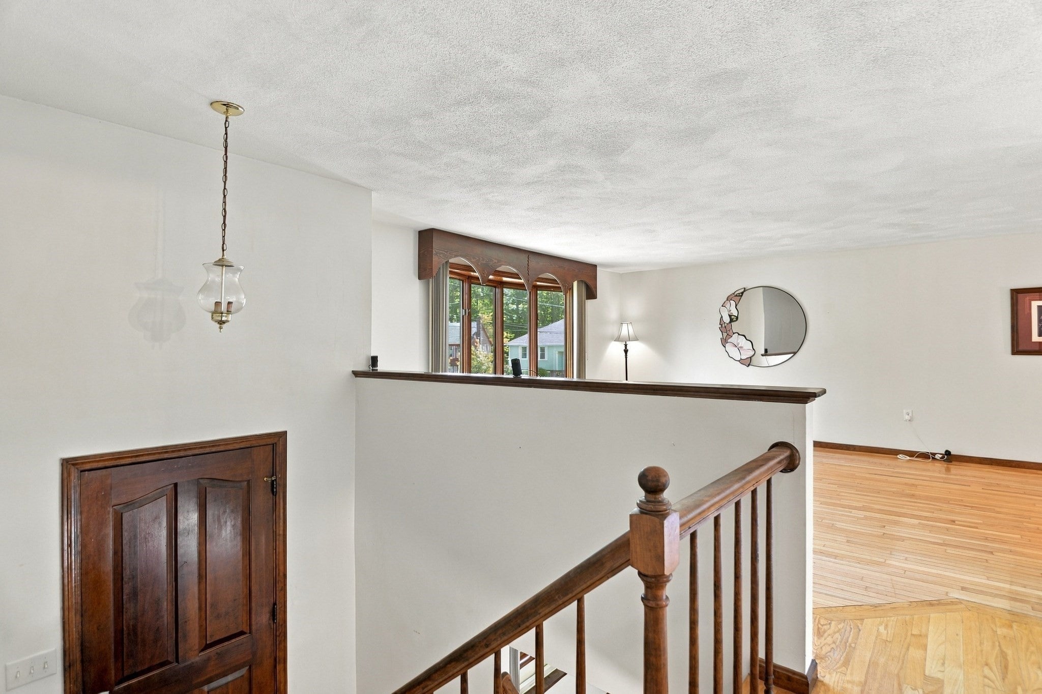 2 Clifford Road, Burlington, MA Photo #13