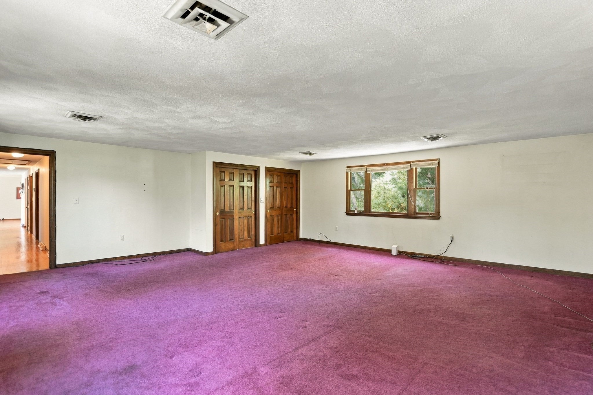 2 Clifford Road, Burlington, MA Photo #23