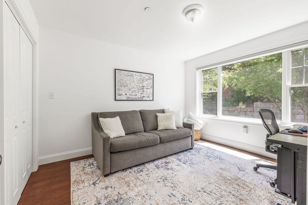 30 Webster St 4