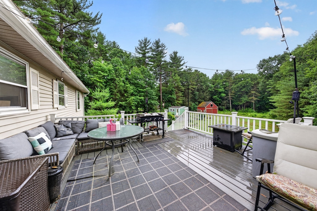 112 Bond Rd