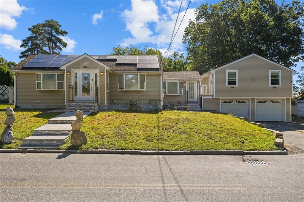 171 Oak St