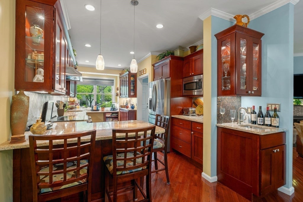243 Bishops Forest Dr 243